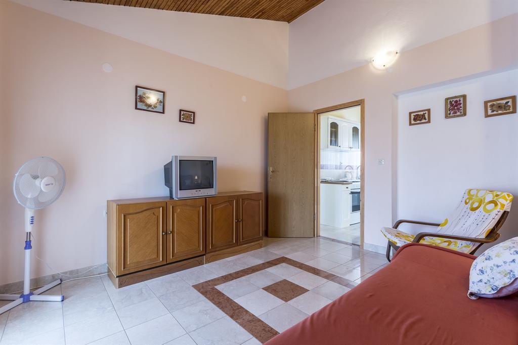 Apartment Srecko Vinišće المظهر الخارجي الصورة